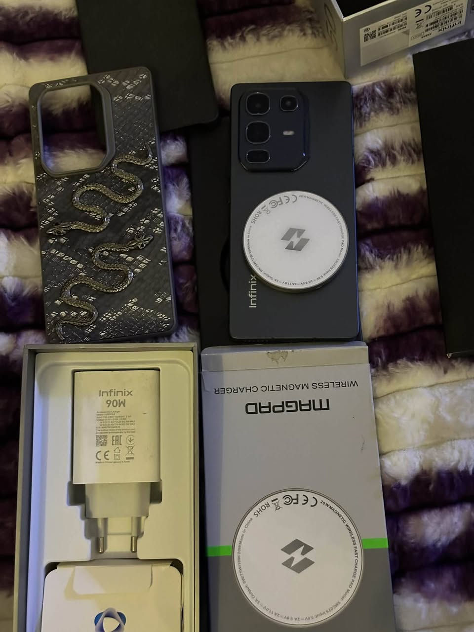 نوت 50 برو مو العادي ذاكرته 256 كامل ملحقات مستخدم شهر فقط حته شاحنه واير ليس زلغ مابي شاحنه 60 واط بيع او مراوس ب هونر فقط x9c غير هذا ماريد ولحد يدور فرق مشتري ب 315 الف ‏‪0787 428 6983‬‏ متواجده واتساب بغداد الدوره
