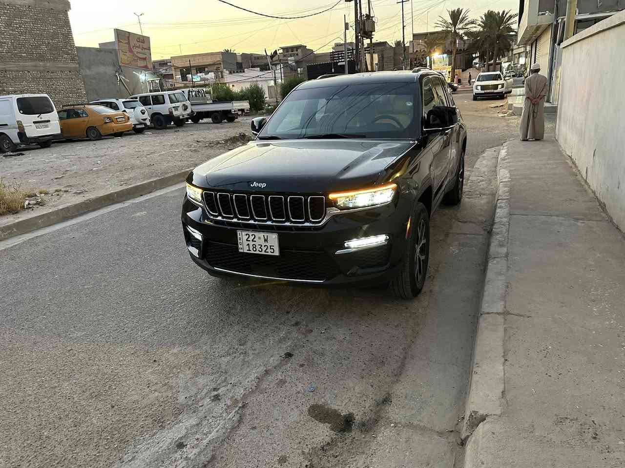 جبيب موديل ٢٠٢٣داخل بيجي ماشيه ١٣وارد امريكي حادث موجوده بل صور مغلفه BBF
تشغيل عن بعد 
داخل جلد بيجي 
شاشه كبيره 
شكنات تدفئه 
ستيرن تدفئه 
هواي بيهه موصفات 
بيهه يرباك الكشن السايق والبرده طاك 
***********
