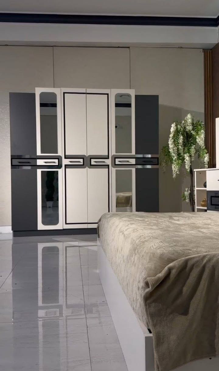 ✨ تم وصول موديل جيهان ✨
🛏️ يتكون من 5 قطع
🛋️ سرير مخزن
💡 إضاءة بالكومديات
🎨 تقاطيع مختلفة
💄 ميز تواليت مميز
💰 السعر: 850 ألف مع التوصيل مجاناً + الشد
🏢 تصعيد كل طابق: 10 ألف
📌 ملاحظة: الشد مرفق مع التوصيل


**إذا كنت صاحب هذا الإعلان وتريد حذفه لأي سبب، رجاءا أرسل رسالة إلى الدعم الفني**