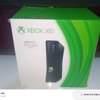 جهاز اكسبوكس 360 مهكر وكامل يدتين تجي ويا سعره 120 الف رقم الهاتف07728...