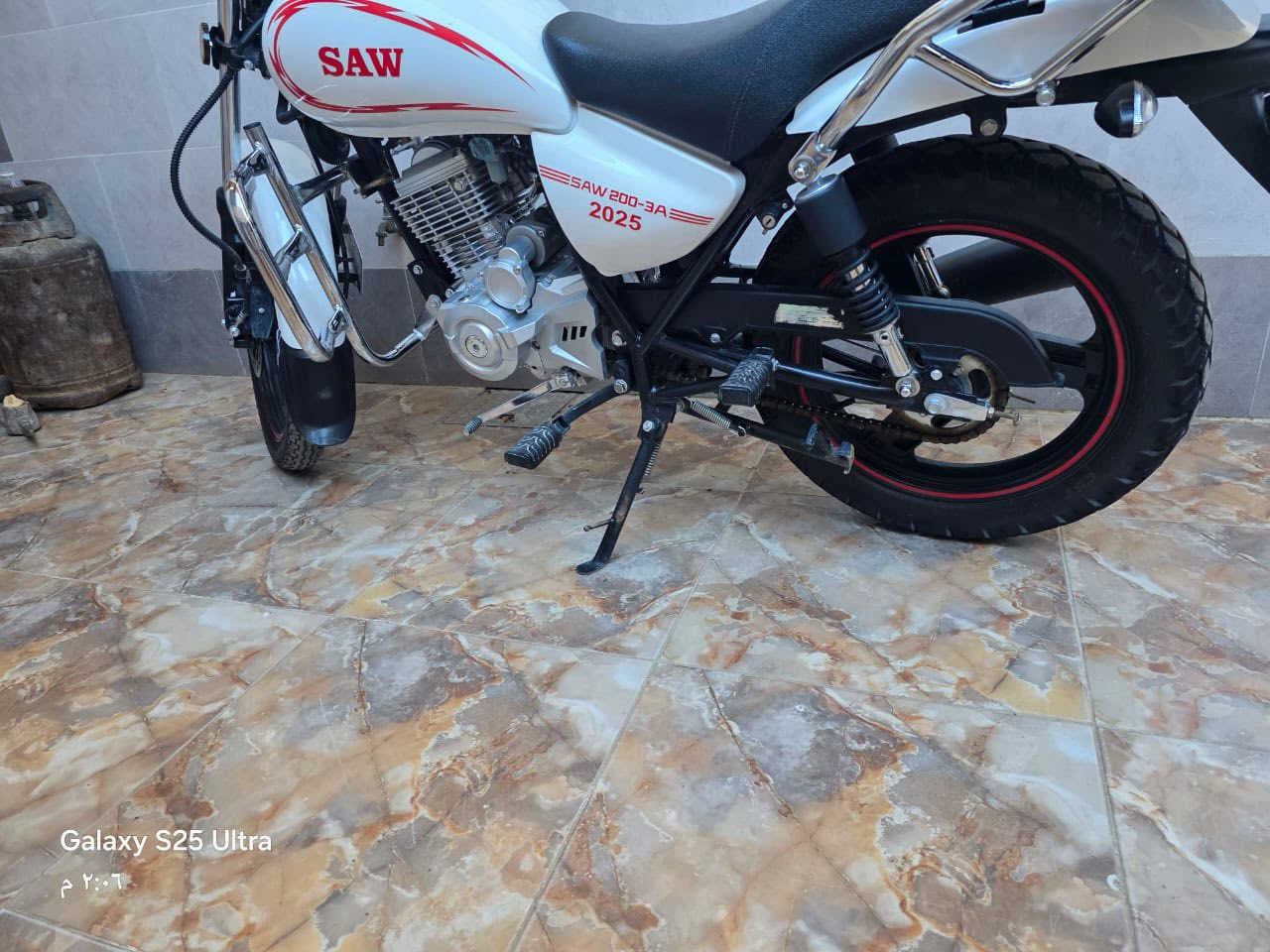 سلام عليكم ماطور ساو للبيع نضيف ماشي 4000الي شراي يتصل عله رقم بي خير ويدلل السعر مليون 650وبي مجال قليل الي مو شراي لا يتصل ***********
