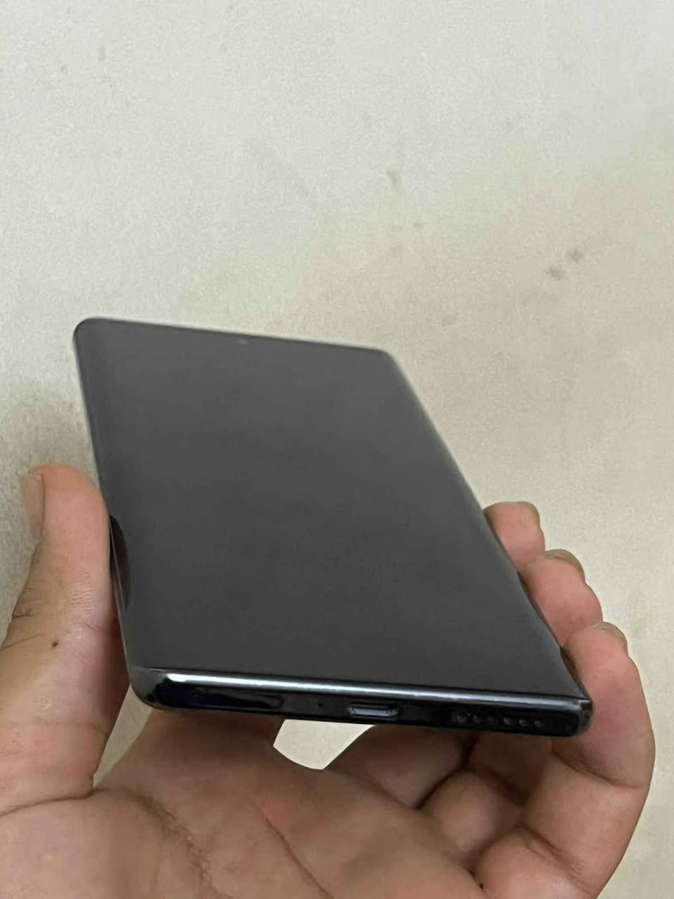 انفنكس زيرو 40  4G ذاكره  512 للبيع أو مراوس بايفون 
ضد المي مابي ولا شخط الجهاز نضافته 100%
السعر 330 بي مجال 
كامره 120 ميكا بكسل 
غراضه كامله شاحنته 45W بطاريته 50000 ملي أمبير
مكاني بغداد حي الاعلام 
*********** واتساب بغداد, العراق

