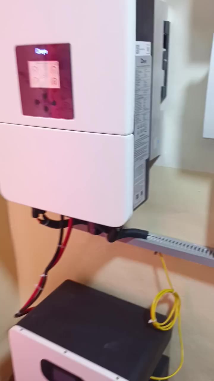 تحية طيبة وبعد...
السعر: 4,300,000 (غير قابل للتفاوض بسبب الصعود)

مكونات النظام: بطارية 15KW، الألواح 590W عدد8، الانفيرتر 6KW(IP65).

القدرة: (16 نهاري 15 ليلي).

اسم العميل : احمد نايف علي

موقع التنصيب الشرقاط/ الساحل الايمن.

ما يميزنا عن غيرنا: نشتغل نظام تاريض وخطوط دفاع "SPD"، ونظام ATS وفقا للمعايير الهندسية الدولية IEC 62305.

م. عبدالله ***********

م. عثمان ‏‪***********‬‏

موقع الشركة سديرة وسطى مقابل مطعم وينز.
