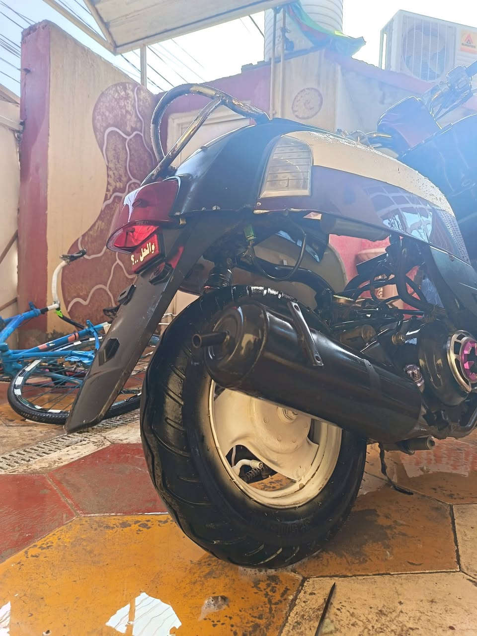 ماكس بوليس شغاله سلف هندر دراجة نضيفه مفتوحه مره وحده سعر خاص


**إذا كنت صاحب هذا الإعلان وتريد حذفه لأي سبب، رجاءا أرسل رسالة إلى الدعم الفني**