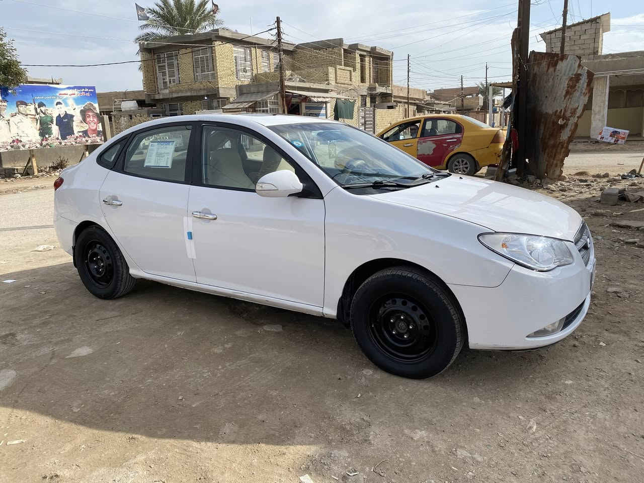 السلام عليكم النترا موديل ١١ فول مواصفات مكينه 2000 تحويل مباشر السونار مرفق بل منشور كير محرم كفاله سعر ٩٣ وبيها مجال بسيط مكان بابل جبله ***********
