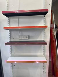 رفوف جداري • ديكور منزلي