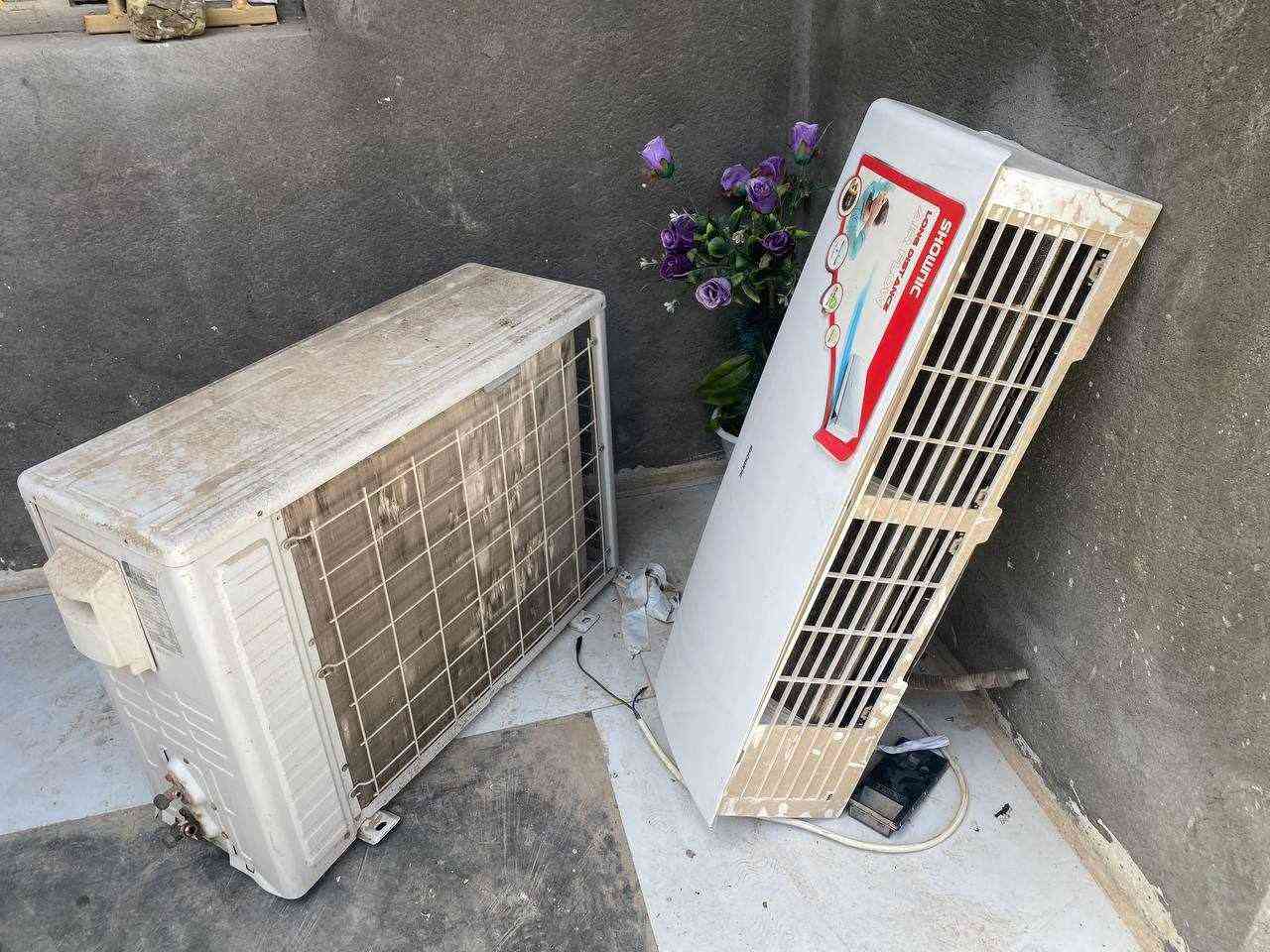 سبلت جداري شغال شرط التبريد بس يرادله غسل للبيع مراسلة خاص. او تصال ***********
