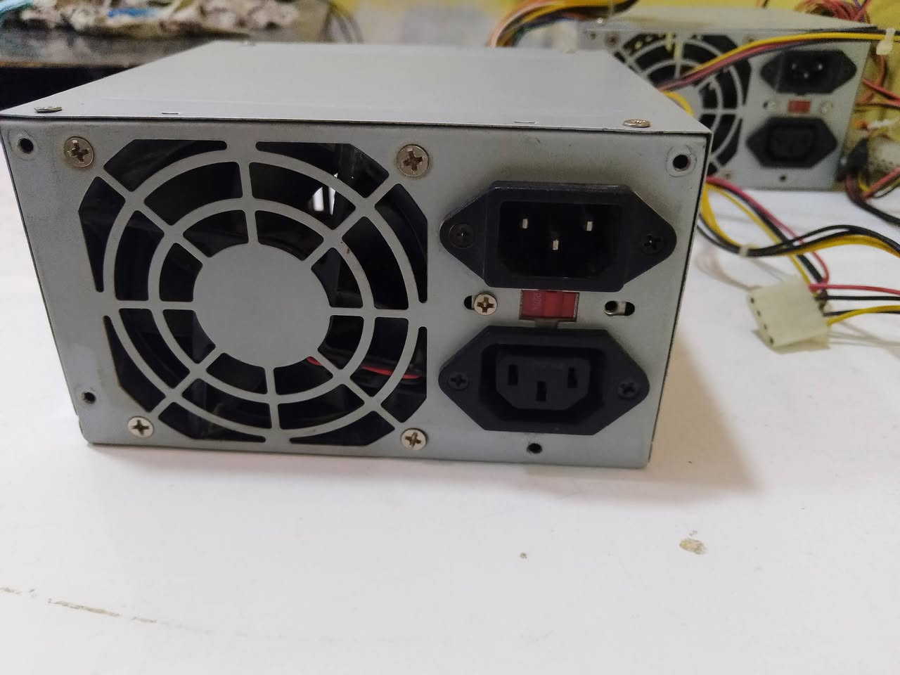 🔥 عروض الافتتاح من Houhi PC 🔥
متوفرة حالياً القطع التالية وبأسعار قفل:
✅ معالج Core i5 (جيل ثالث/رابع) نظيف وشغال 100%
💰 السعر: 25 ألف.
✅ رام 8 غيغا DDR3 قطعة واحدة (PC3L-12800U)
💰 السعر: 15 ألف.
✅ باور سوبلاي 500 واط (PRINCE) شغال وجاهز
💰 السعر: 20 ألف.
✅ باور سوبلاي 600 واط (بي صوت بالمروحة ورا دقيقة من التشغيل، يحتاج صيانة بسيطة)
💰 السعر: 10 آلاف (عرض خاص).
✅ محولة HDMI to VGA أصلية
💰 السعر: 5 آلاف.  المجموع الكلي (75الف)
📍 المكان: النجف (يوجد توصيل) 
📩 للحجز راسل الصفحة مباشرة. للتواصل (***********)
