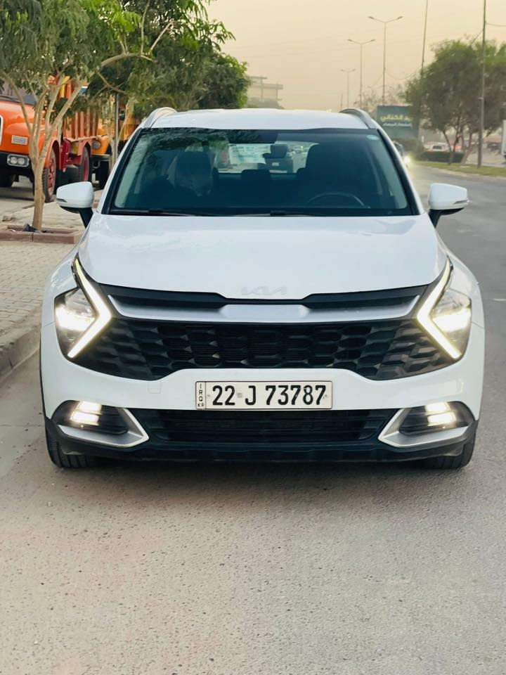 السلام عليكم للبيع سبورتج 2023

السياره مكفوله من صبغ او تبديل بيه رصعه بل باب الخلفي فقط

بصمه 
بصمه ابواب
تحكم ستيرن
شاشه كبيره
مري شفط
اشاير مري
سايد بريك بصمه
ويل كب

رقم أربيل جديد بسمي تريد تحويل تريد وكاله

السياره ماشيه 34 الف مكفوله من صبغ او تبديل او فتح

السعر 190 وبيه مجال 

اتصال فقط 

‭***********‬ ‭‬
