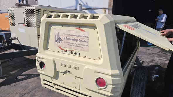 البيع كبرسر العنوان بصره ***********عدنان *********** حسين
