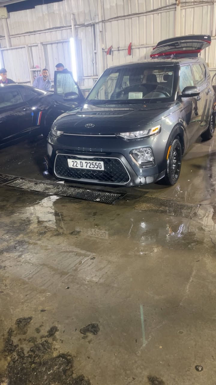 السلام عليكم صول2020
صول مكفوله من الضربه 
سياره حلو مرتبه
مكينه٢٠٠٠دوش
كلين بدون حادث 
لبيع او مراوس بسياره احدث  
كون مرارس بخصوصي ليمونيه 
اذه لانتره او بي وايدي اوص كونه***********
