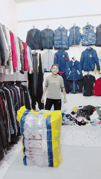 السلام عليكم ورحمة الله وبركاته اليوم الكسر قمصان رجالي ولادي في مجمع طه للملابس الاوربية الرجالية والنسائية والأطفال العنوان ديالى بعقوبه التحرير شارع الحولي بنايه المصطفى للاستفسار مراسله الصفحه او الاتصال على الرقم *********** للجميع #مشاركه #الملابس
