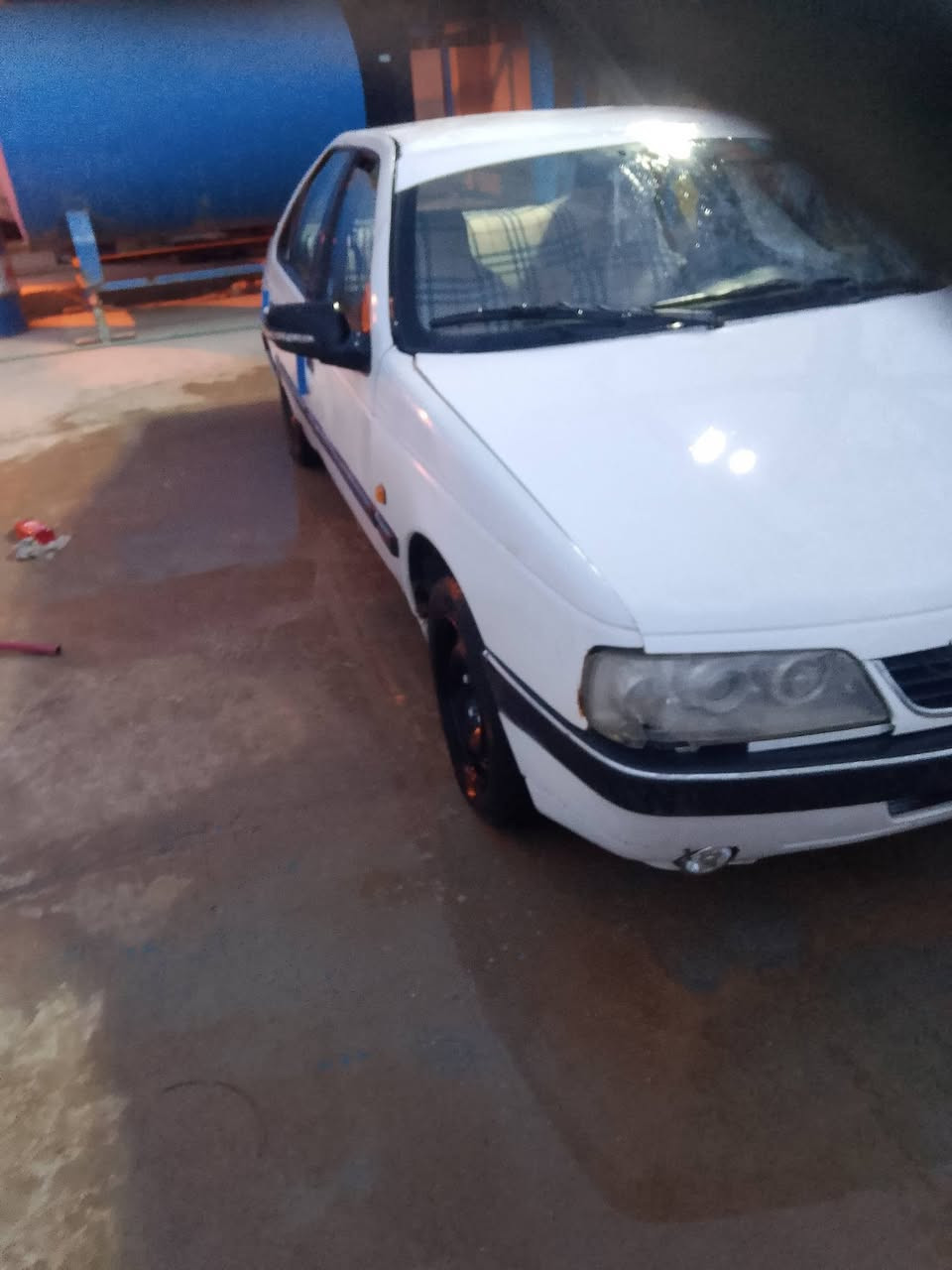 سلام عليكم
من رخصة الادمن المحترم 
بيجو 405 رقم نجف تحويل
شوكت ماتحب سنويه 29 مجدده
السعر 21 بيه مجال 
إذا اكو مراوس بسيارة اقل 
مكاني كوفه ***********
