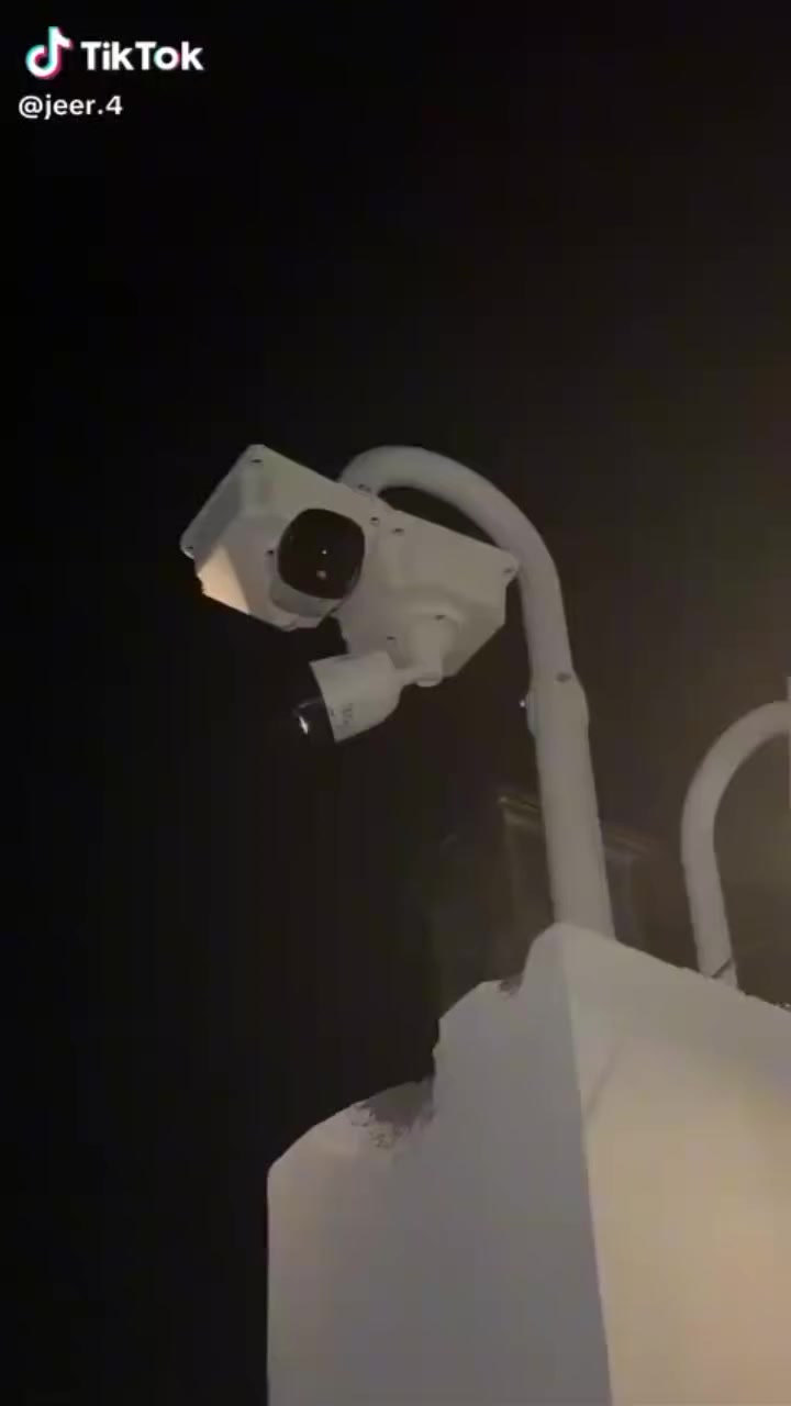 0️⃣7️⃣7️⃣1️⃣6️⃣2️⃣1️⃣9️⃣6️⃣2️⃣6️⃣
نصب وتجهيز كامرات  المراقبة  وصيانتها 
تتوفر لدينا جميع انواع كامرات المراقبة
جديدنا 😊🙏
#سستم دهوا فووول كلر ليلي نهاري ملون  ٢ ميكا ب٢٥٠ الف 
لاسلكي 📳📳٢ كيلو ب٤٣ الف 
1- سستم دهوا ٨ كامرات 2Mk ميكا ب() الف
2- نيكست ٨ كامرات  2Mk ب  () الف درجة ثانية 
3- سامسونك  ب  ()   الف
4- دهوا اصلي 1MK ب ()  الف
_______________________________
دهوا الاصلي 4كامرات2Mk ميكا ب () الف
هيك فجن 4كامرات ب ()
سامسونك  ب () 
النيكست ب ()
ملاحظه
بدون النصب السعر يشمل اربع كامرات مع ملحقاتها 
يوجد ماطور لتحريك الكامرات (360)درجه
للاستفسار 
مراسله الصفحه عبر التواصل الاجتماعي
او الاتصال على الرقم 
***********

🤍🤍🤍غايتنا أمانكم و اسعادكم🤍🤍🤍
