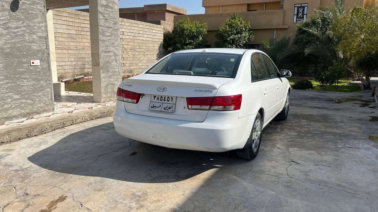 السلام عليكم..
للبيع... هيونداي سوناتا موديل ٢٠٠٨ وارد أمريكي لون ابيض.. بيها باب السائق مبدل نفس اللون.. والباب الايسر الخلفي بيه كلير وبيها بارد بالباب الأيمن.. السياره ليبل واحد. (عدا باب السائق).. گير و محرك .. تدفئه وتبريد كلها كفاله.. صدر و تايرات كله جديد.. السعر ١٠٤ و بيها مجال. 

للأستفسار االإتصال على الرقم

***********
