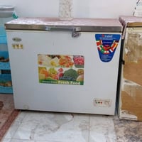 أغراض • ثلاجة • أجهزة منزلية