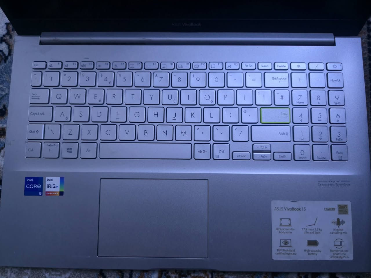 السلام عليكم ❤️
سامسونك S24 الترا / شخط مبي بس وكع مني و مثل ما تشوف صارت مشكلة بكسلات ب الشاشة و تروح سعر الشاشة الاصلية 200-250 الف و اذا اغلى اني ادفعها ع حسابي 
+ 
ساعة Samsung watch  Classic لون تيتانيوم نفس لون الجهاز شغالة 100%
+ 
لابتوب ASUS VIVO BOOK 15
مواصفات core i5 gen 11
رام 16
هارد M.2 256
كارت شاشة intel iris Xe Graphic 
حجم الشاشة 15.6
النظافه مثل مموضحة ب الصور فقط نقص بطارية 
---------
مع بكج حماية صدف ستور ضد الكسر اذا انكسر يتبدل ع حساب الشركة ، داخل الضمان بعد 10 اشهر و ينتهي الضمان مال بكج // الجهاز كامل ملحقات + سماعة سامسونك واير اصلية تتحكم ب العزل براحتك 
----------
كلهن ابيعهن شلع ( مو مفرد ) او مراوس ب 16 برو ماكس 

السعر مليون و 200 و بي مجال بسيط 

مكاني بغداد / مدينة الصدر 
واتساب / ***********
