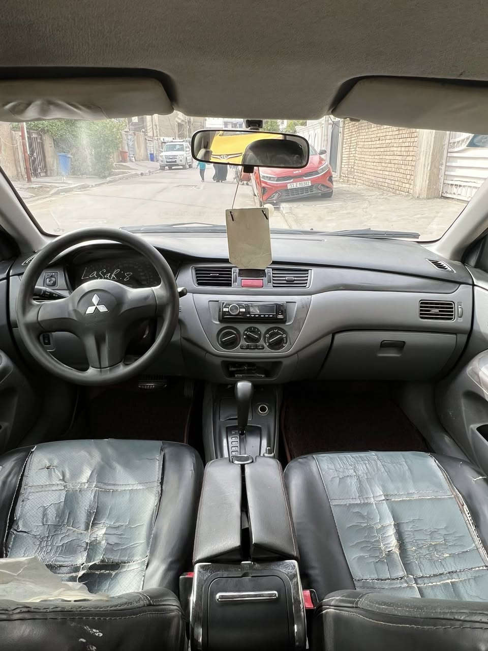 السلام عليكم لانسر 2008 سياره كير و مكينه مكفولات مصبوغه جماليه وارد خليجي رقم جديد بغداد سياره بسمي تحويل ثاني يوم سياره حلوه ما بيه نقص ملاحضات بسيطه مو شراي لا تعبني هذا رقمي 
***********
