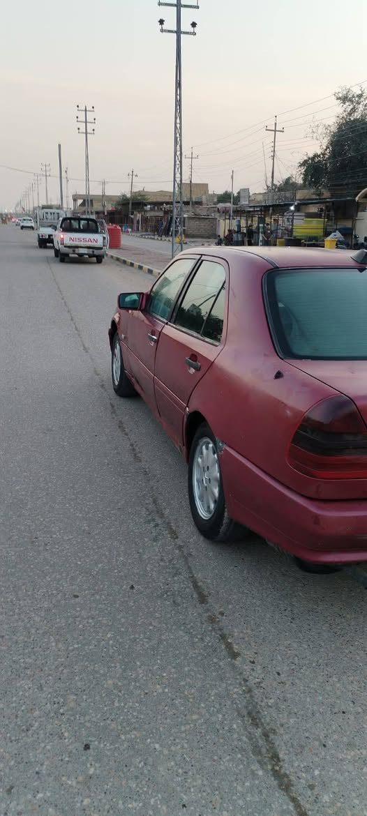 سلام عليكم سياره مارسدس بيبي شبحc 300 فول موصفات فتحه رقم بغداد مشروع وطني تحويل شوكت ما يعجبك سياره مكينه وكير بعدهن بل ضمان صار 10 تيام من شادهن حداده 70 بل ميه دواخل جديده كشنات جلد تخم تاير ويل جديد ما عوزه ربع كبل لشارع سياره مال جناي سياره احله من صور مكاني ميسان عماره سعر 34 وبيهاء مجال رقم  ***********
