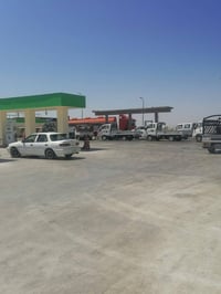 كاز • بنزين • محطة غصن البان