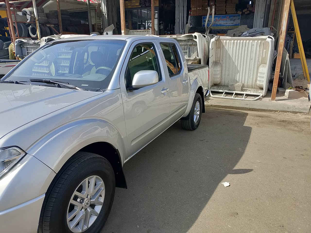 سلام عليكم فونتيرا مديل 2018 رقم بصره سعر 115 مكان سياره بصره رقم ***********
