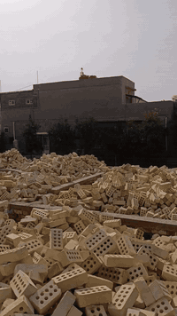 ونش مواد بناء • تصعيد وتنزيل • الحله