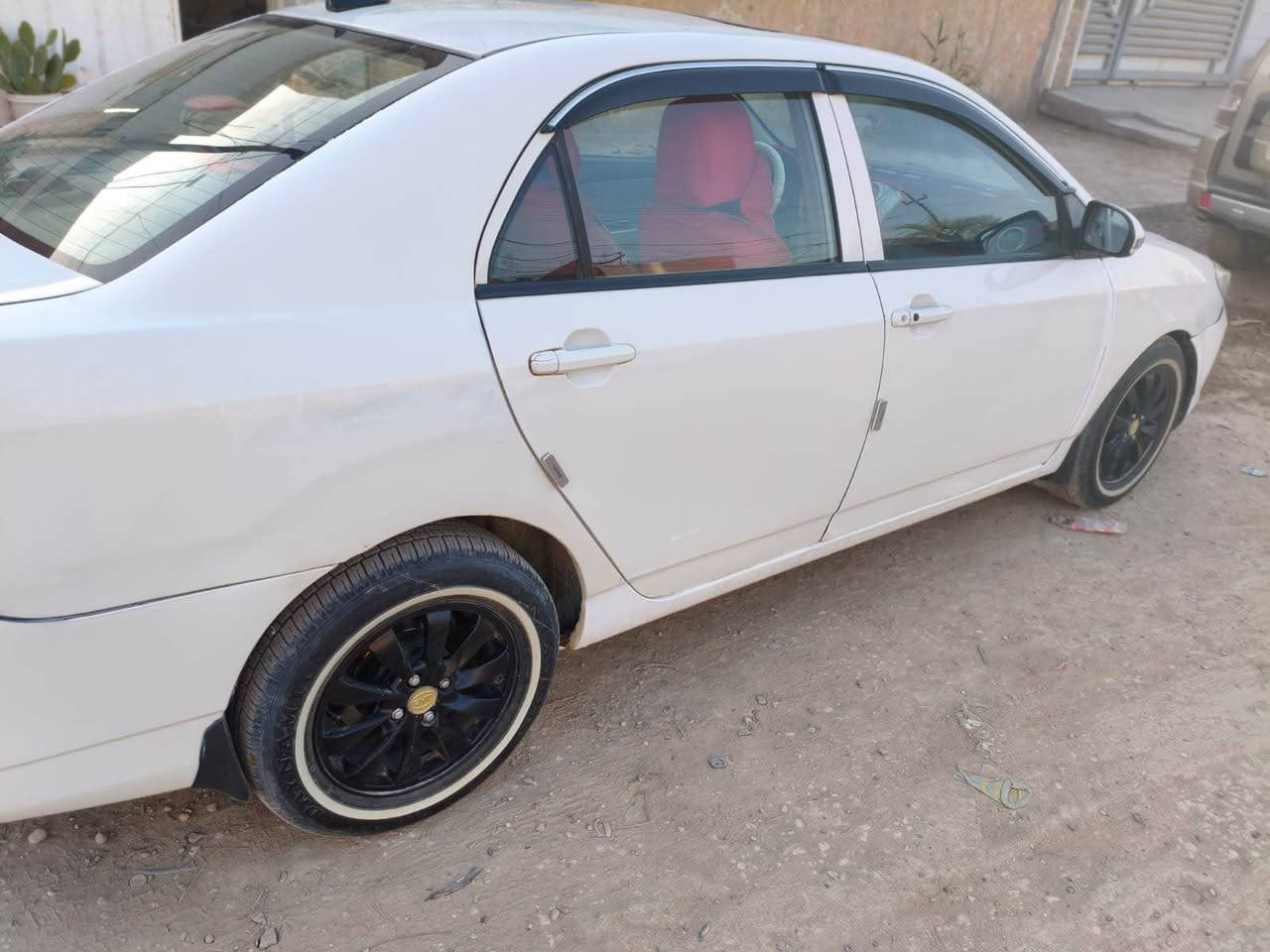 بي واي دي مديل ٢٠١٣ رقم بابل انكليزي بسمي سياره فول فتحه شاشه كشنات جلد مكينه كير صدر كفاله سياره مناقصه برغي ربع ما تصرف عليها بيها بس جاملغ صبغ فقط سياره جديده مال جناي مكاني بابل 
*********** حلة, بابل
