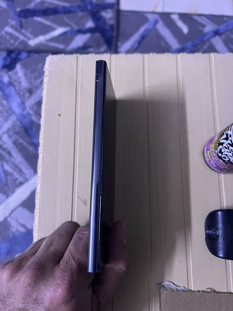 S23 الترا
ياباني ذاكره 256 نضيف مكفول من كلشي بي بس شخط مال لمس على الكلاس موضح بال صوره خفيف ما ماثر مو فطر ب الكلاس شخط بس شخط و هاي للامانه كدام رب العالمين لازم اكولها 
السعر 675 و بي مجال 
مكاني بغداد الزعفرانية للتواصل ***********
