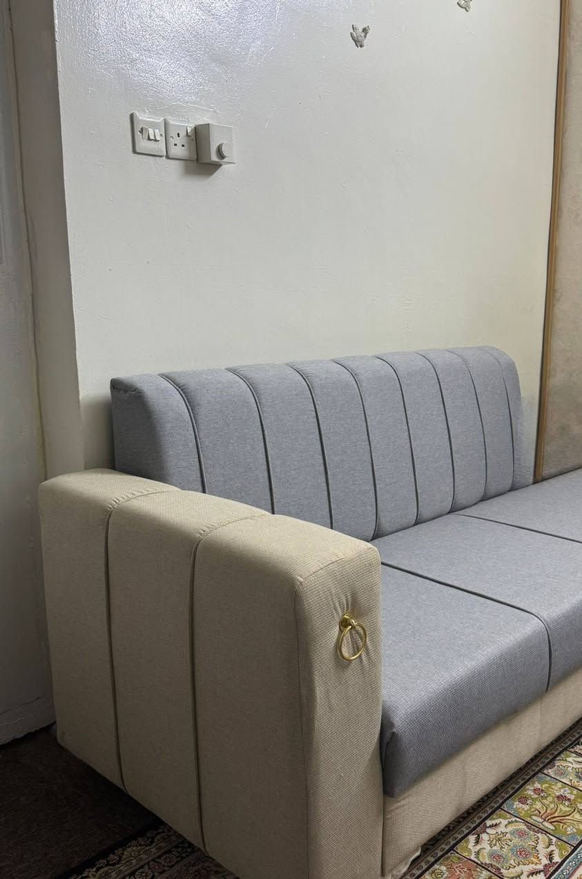 ديوان 11 مقعد نسبه نظافته ١٠٠ اخو الجديد شغل توصاه درجه اولى سعره 450 مكاني بغداد مخازن الشاي


**إذا كنت صاحب هذا الإعلان وتريد حذفه لأي سبب، رجاءا أرسل رسالة إلى الدعم الفني**