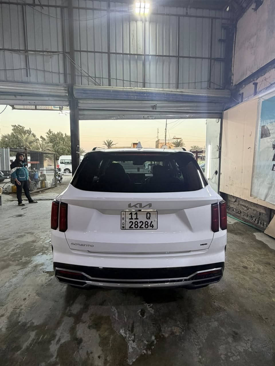السلام عليكم 
سورنتو موديل ٢٣ وارد امريكي  بدون ايرباك ربع جاملغ فقط  ماشية 19  مواصفات اكس لاين بصمة بانوراما كشنات جلد تدفئة كشنات  كشنات سياحي مكينه 2500 تيربو يعني صاروخ 
مكان سياره بغداد المحموديه السعر 255
***********
