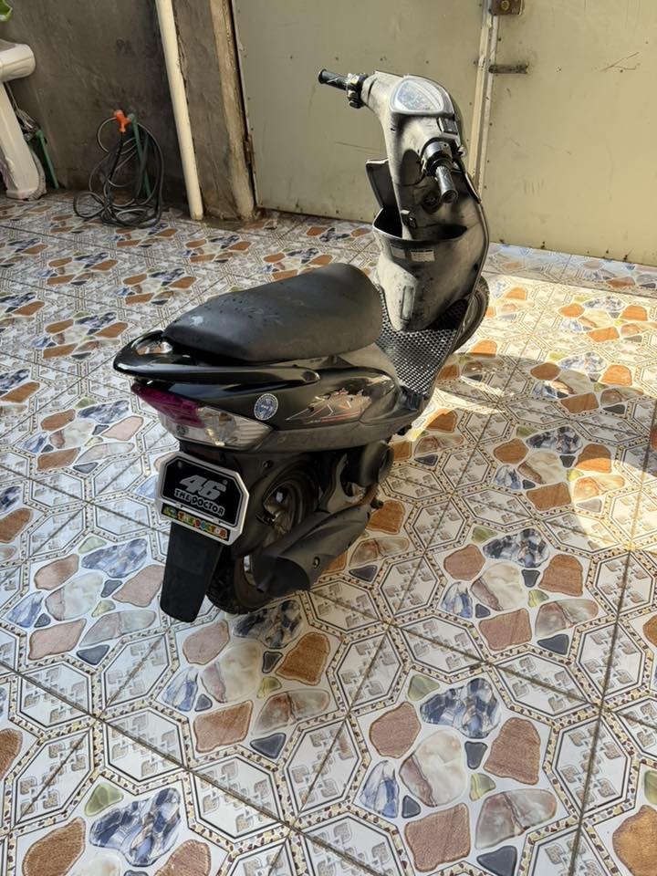 السلام عليكم دراجه ماكس عدله للبيع ياباني الدراجه صارله 15 يوم من نزلته من الرمبه جديدها لوك كلها ختم واحد الدراجه سلف هندر كلها شغال مكينه مامفتوحه ابد لوك بعدها على وضع الشركه الدراجه 
العنوان / بابل بكرلي 
السعر / خاص 
الرقم/***********  وبيه واتساب
