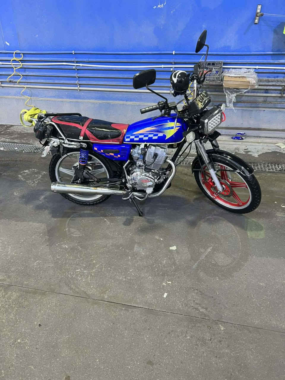 السلام عليكم. للبيع بارت داوكر الاصلي 9999 . منفيس اصلي كله شغال 450الف ومجال بسيط
....   ***********     للتواصل
