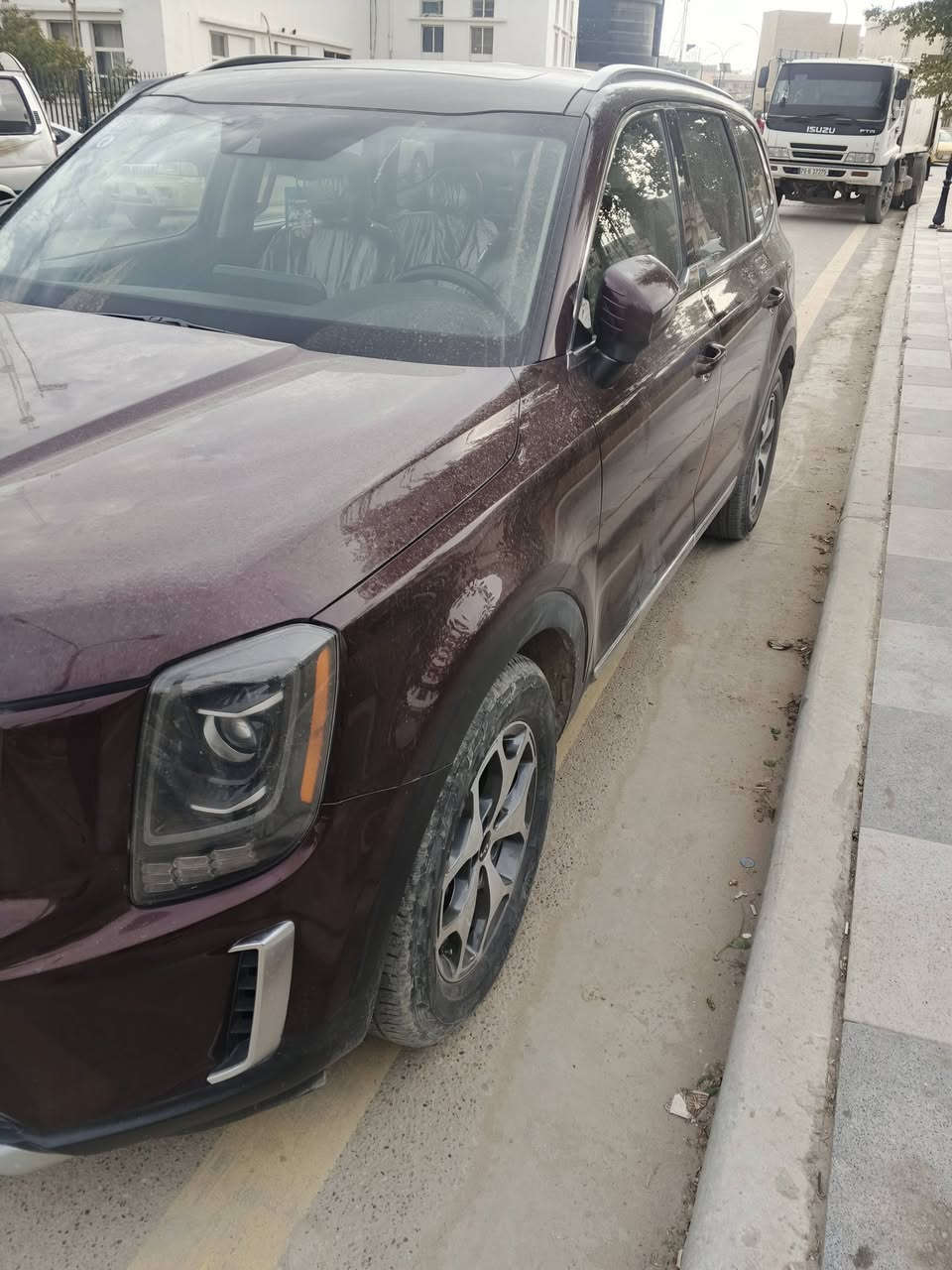 سلام عليكم تلورايد 21البيع مرقم بغداد بسمي هذا حادث امريكيه وبلباب سائق بلعراق ***********///***********
