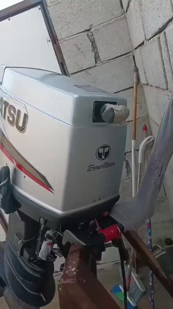 السلام عليكم مكينه 50 توهاتسو كير خشن ما مفتوح لا كير ولا محرك مكاني البصره الفاو السعر 2800 وبيه مجال رقم الهاتف ‏‪***********‬‏
