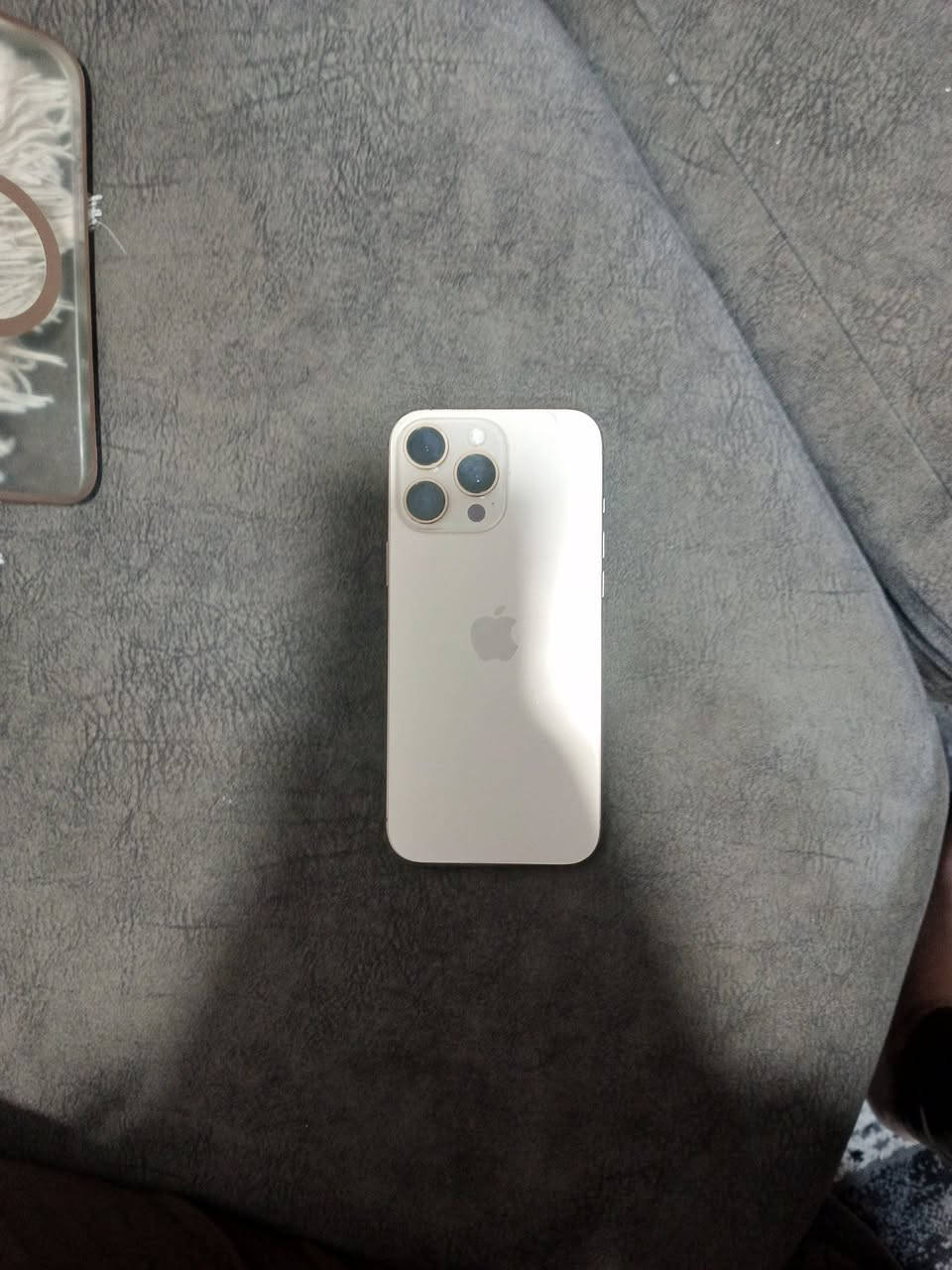 ايفون 16 برو ماكس جهاز جديد ماصارله شي عندي
نورمال شرط 
بطاريه 97
ملحقاته كامله
السعر 1575 بي مجال بسيط


**إذا كنت صاحب هذا الإعلان وتريد حذفه لأي سبب، رجاءا أرسل رسالة إلى الدعم الفني**