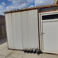 غرفة سندويج للبيع مساحتها واسعة رايدها بمليون و200 الف وبيها مجال  للا...