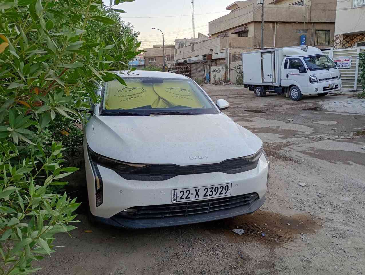 السلام عليكم للبيع كي ثري 2025 خليجي ام ضمان من شركة كيا دوليه السيارة ماشيه الف قبل سبوع جبتها من شركة رقم اربيل وكاله تحويل حاظر السعر152 عنوان ديالى بعقوبة ***********
