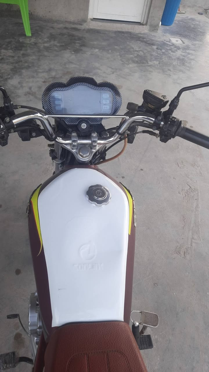 السلام عليكم  دراجه سونك موديل 24شكل 25محرك ع وضع الشركه دراجه جاهزه كهربائيات جاهزه مان الصقلاويه
سعر 725وبيه مجال قليل،،،***********,@@‎0750 564 1558
