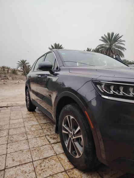 سلام عليكم سورنتو للبيع 23وارد امريكي بعدهي جديده ستوه ماشيه 35 المكينه 4سلندر جديده مكينته الشراي بي خير ويدلل الستفسار ***********
