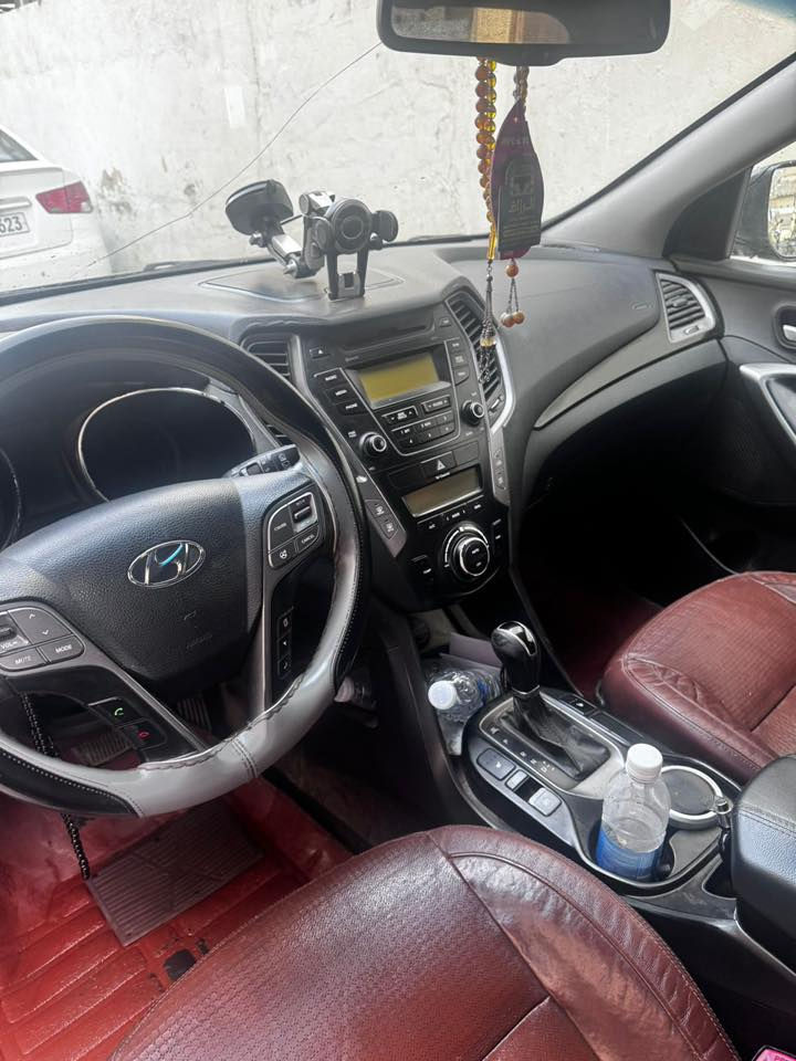 للبيع سنتافيا 2014 محرك 3600 فول مواصفات العنوان بغداد الجديدة السعر 145 ورقة وبيها مجال بيها كم قطعة صبغ ***********
