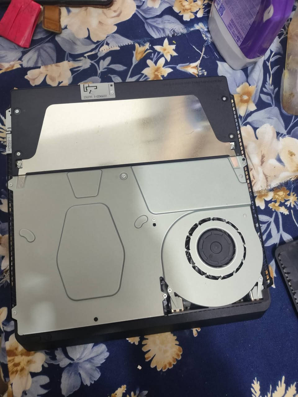 السلام عليكم بلي فور سلم مهكر نضام 9 تهكير قرص ب ثواني يتفعل التهكير لوك ستيكر مامفتوح تجي وتفحص ويا يدتين و يو بي اس وقاعد بلي هو كامل السعر 300 الرقم مكاني كربلاءالشبانات ***********
