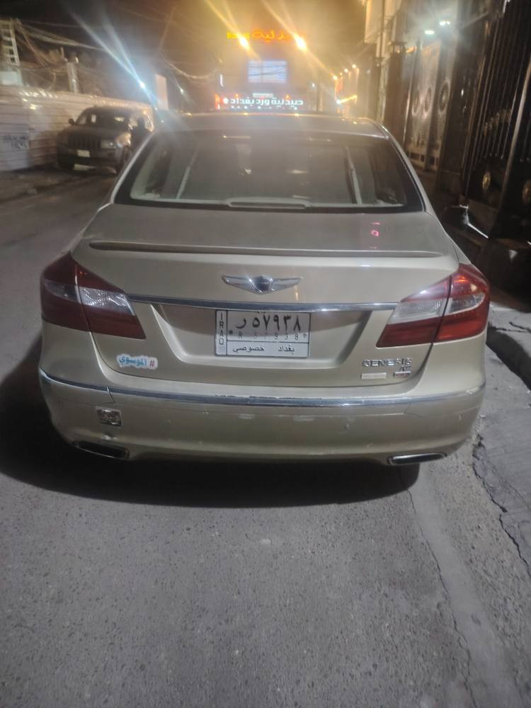 ‎السلام عليكم سياره جينيسيس للبيع موديل ١٢ سياره بيها حزام بيها ملاحظات الرقم ***********‎ بغداد, العراق
