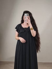 سواد فاحم • فري سايز ٥٠-٨٠ • قماش خفيف
