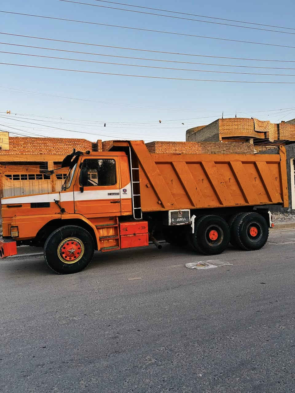 0770 077 2515
سكانيه قلاب بلادي 1 12مجموعة باجر مديل
87 شاصي كفالة محرك لاتنقيص ولا تبخيرا
