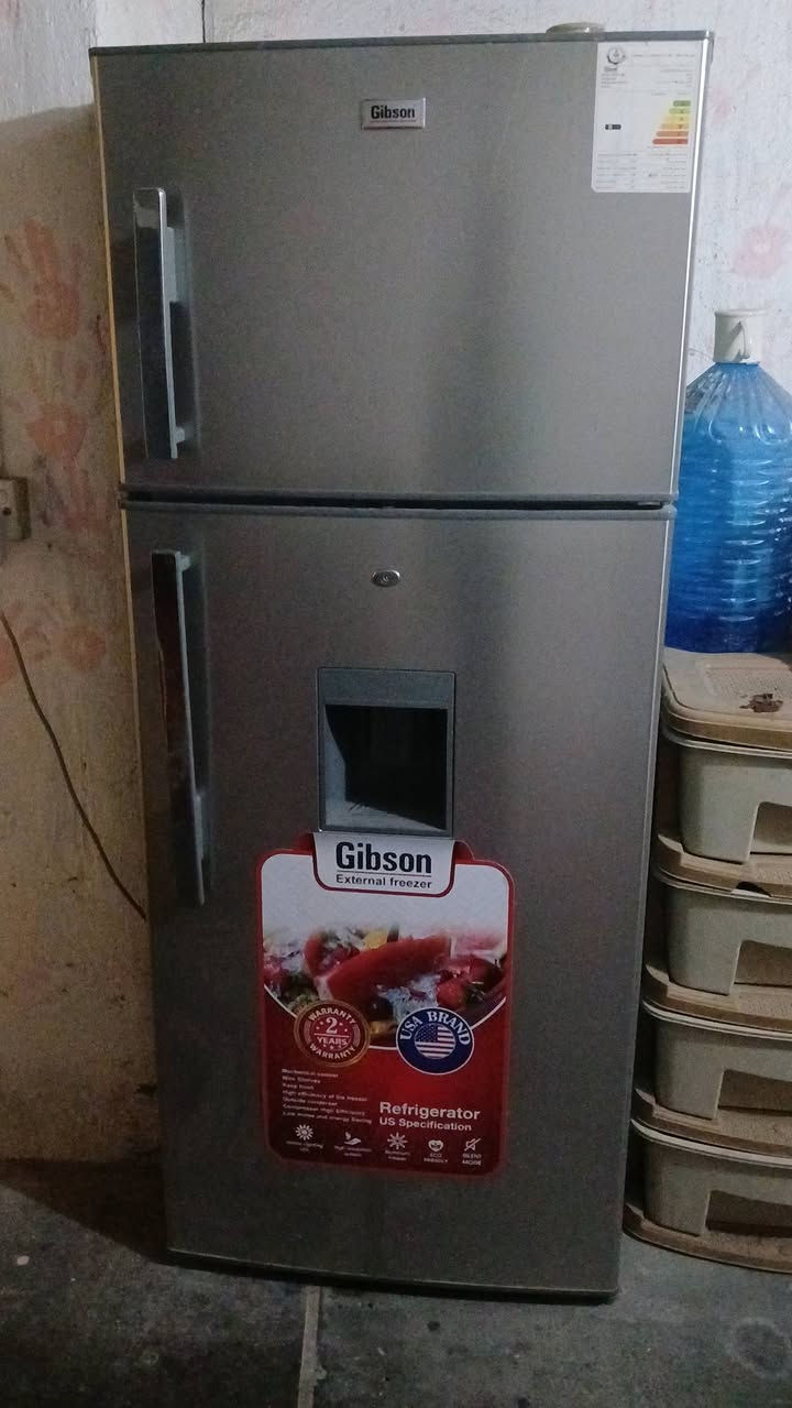 ثلاجه جبسون الامريكي مستعمله قليل نضافه 90 % سعرهه 500 مكاني الدوره


**إذا كنت صاحب هذا الإعلان وتريد حذفه لأي سبب، رجاءا أرسل رسالة إلى الدعم الفني**