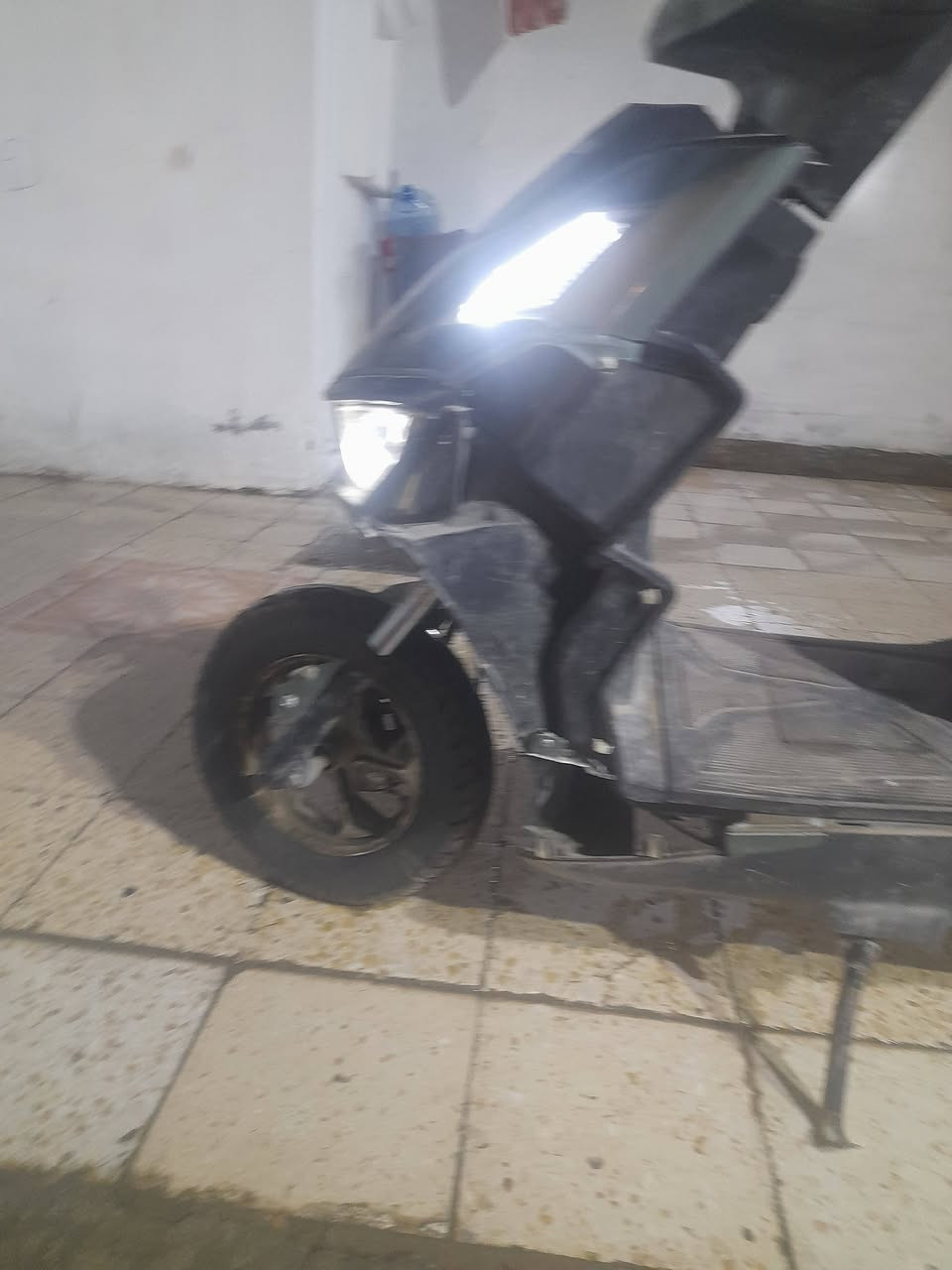 السلام عليكم ماطور للبيع بدون بطاريات للاستفسار الاتصال على الرقم ***********/***********
