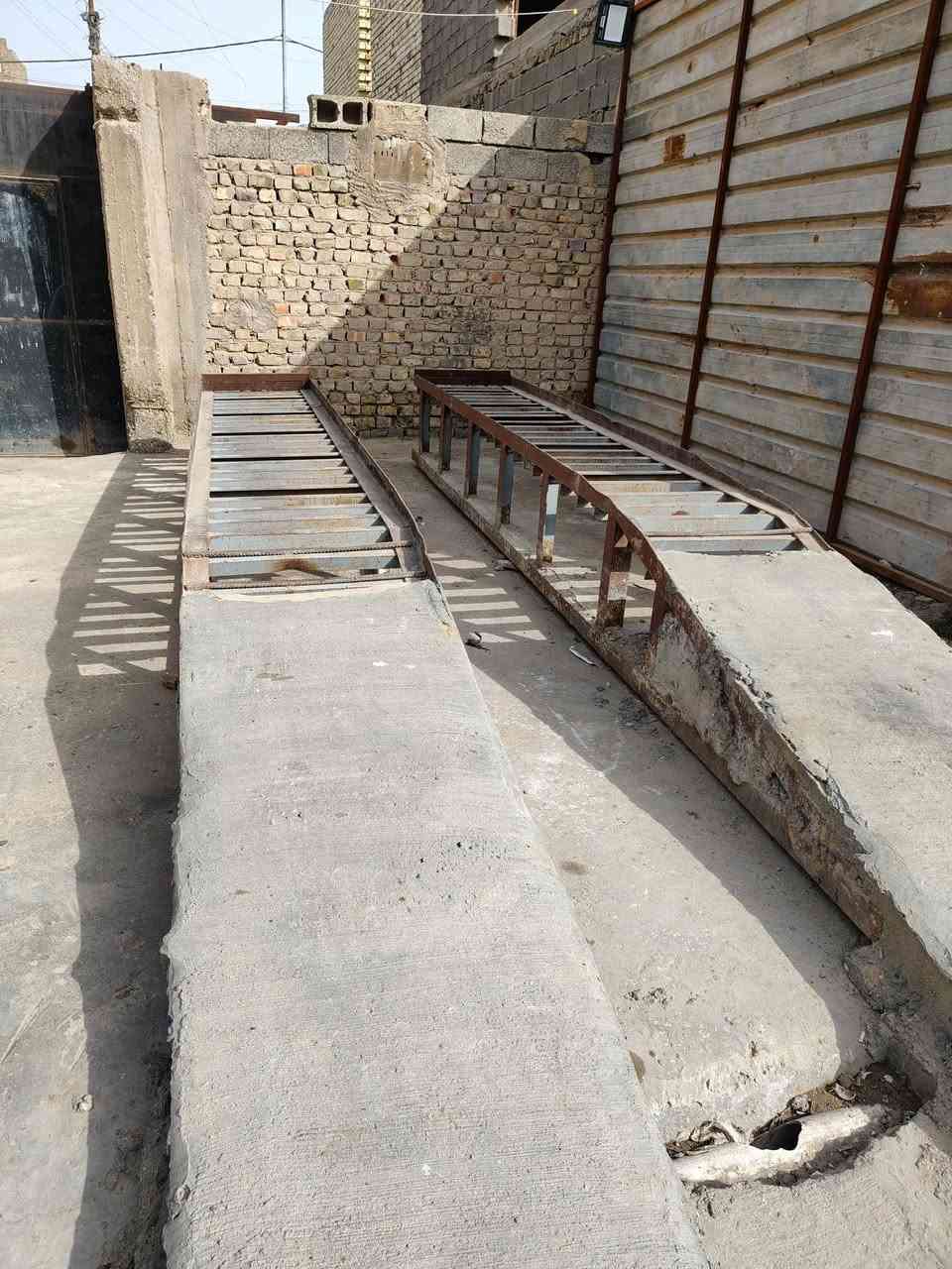 رمبات للبيع حديد ثقيل طول 5متر مكاني بغداد العبيدي الاستفسار ***********
