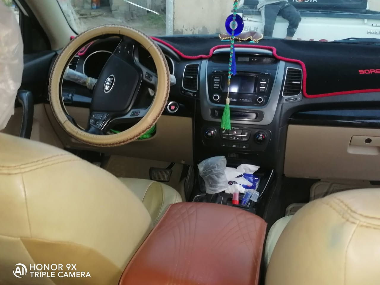 سورنتو خليجي موديل ١٣ مكفوله 
محرك ٦ سلندر. /  ٧ راكب   /  ٣ قطع تبريد

للاستفسار اتصل بالرقم ***********
