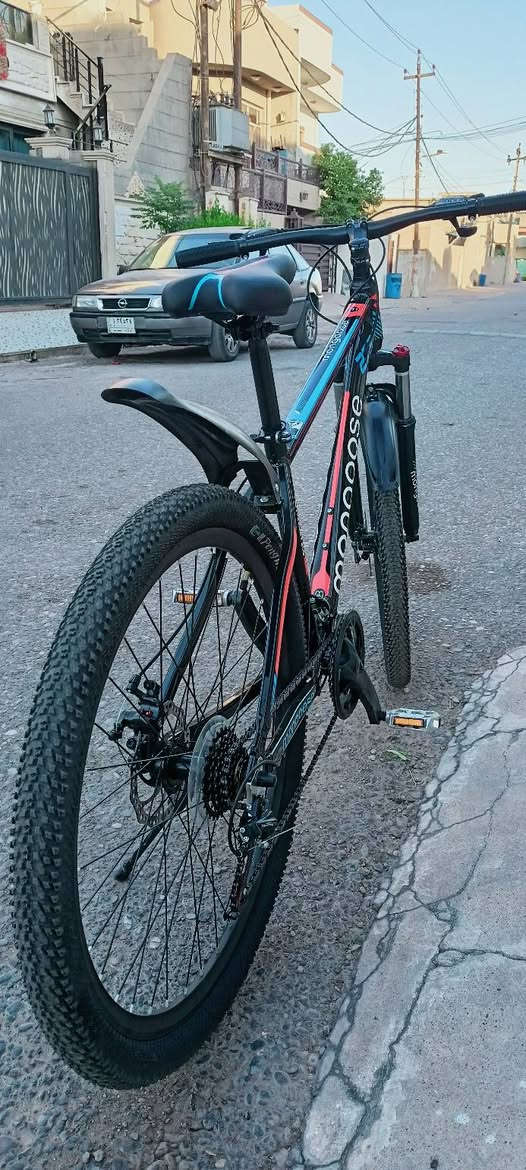 للبيع بايسكل ماركة (Mongoose) المعروفة
حجم 27.5

نظيف جداً (المنيوم)

سستم (Shimano)

كلشي ع بلاد من شركة استخدام اقل شهر 

السعر (160)


**إذا كنت صاحب هذا الإعلان وتريد حذفه لأي سبب، رجاءا أرسل رسالة إلى الدعم الفني**