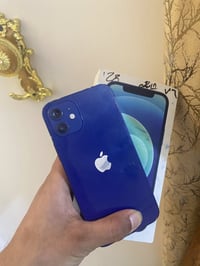 ايفون 12 العادي اللون ازرك 💙  ذاكره 128   مستبدل شاشه نوعيه اصليه فيس ...